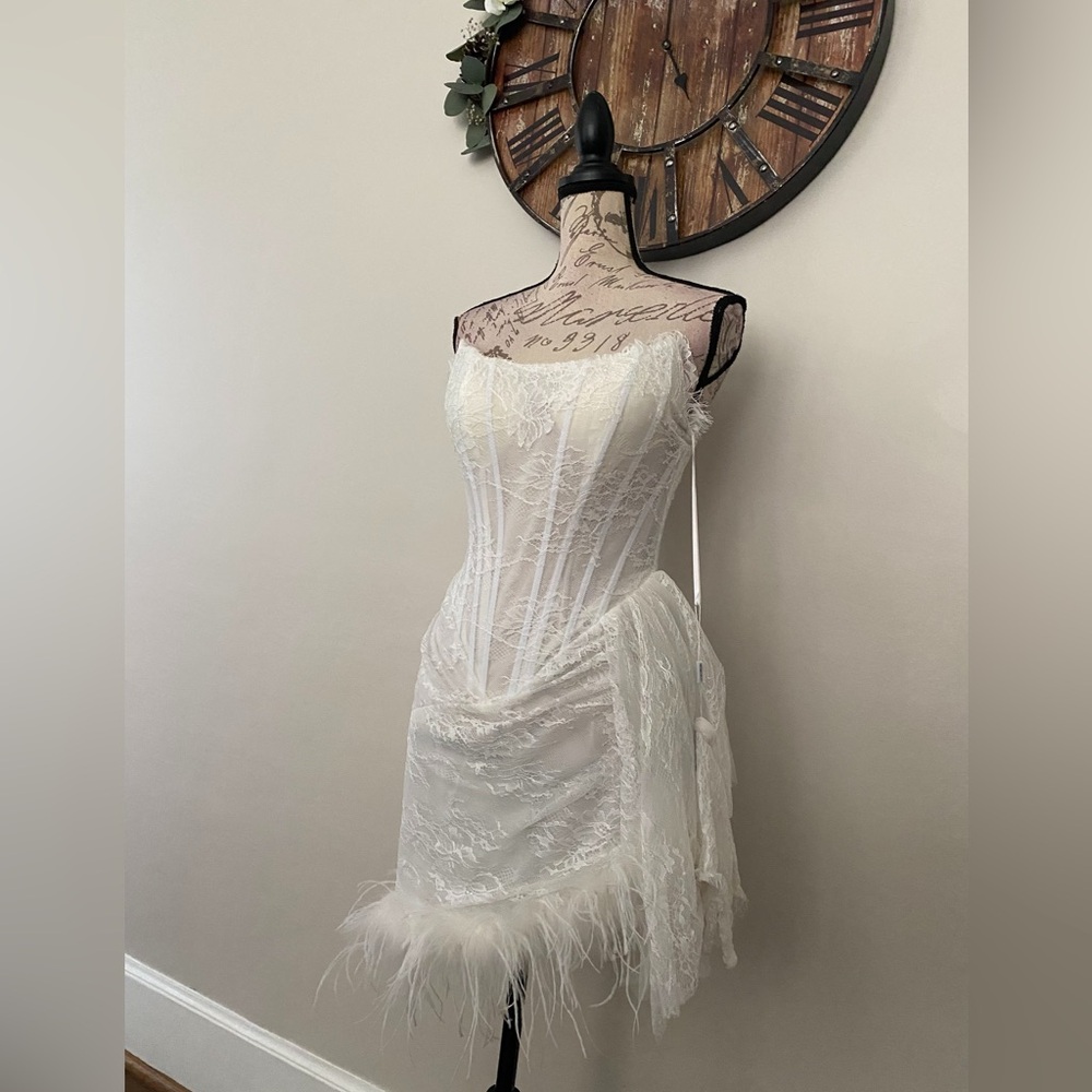 Sexy lace corset bachelorette, reception dress, cocktail party dress, photoshoot - Picture 2 of 3